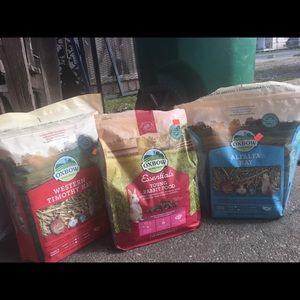 Rabbit Food & Hay